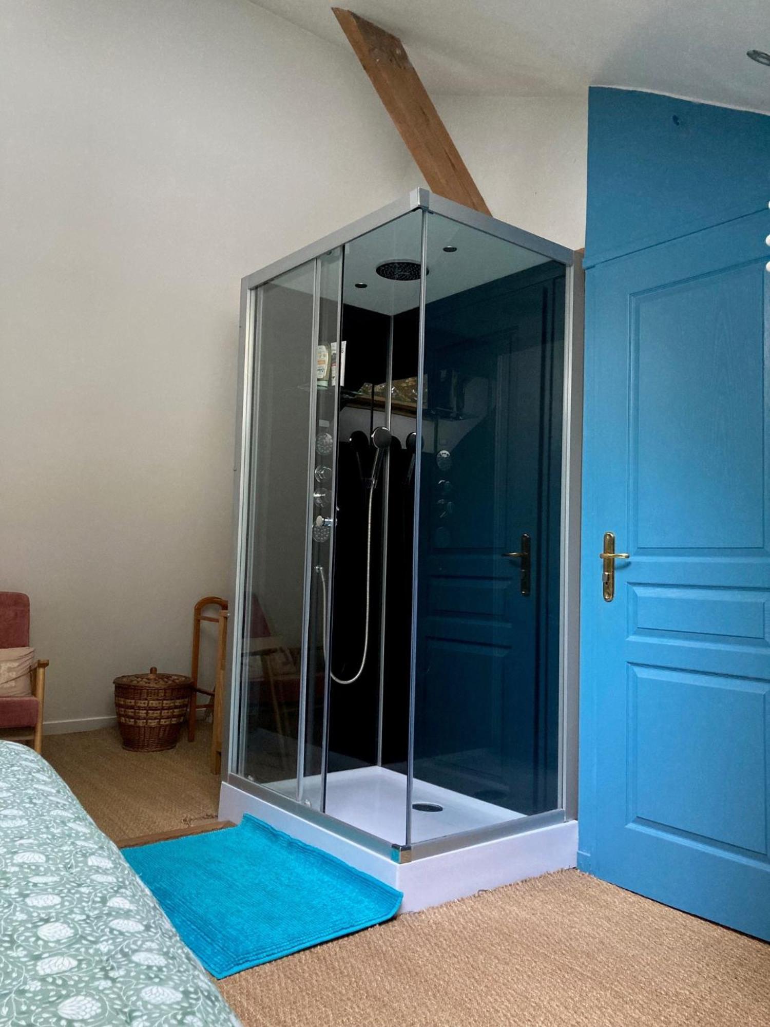 Le Pigeonnier, Maison D'Hotes Et Spa Croix Luaran gambar